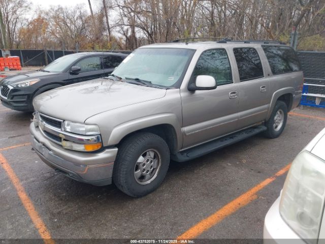 Chevrolet Suburban 1500 Lt Image 11