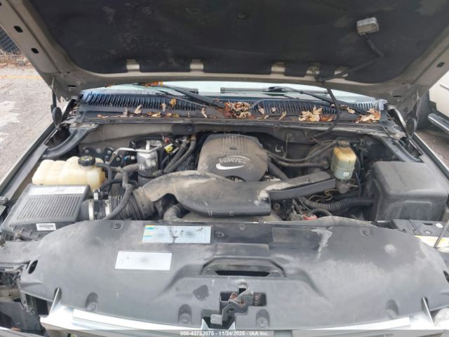 Chevrolet Suburban 1500 Lt Image 9