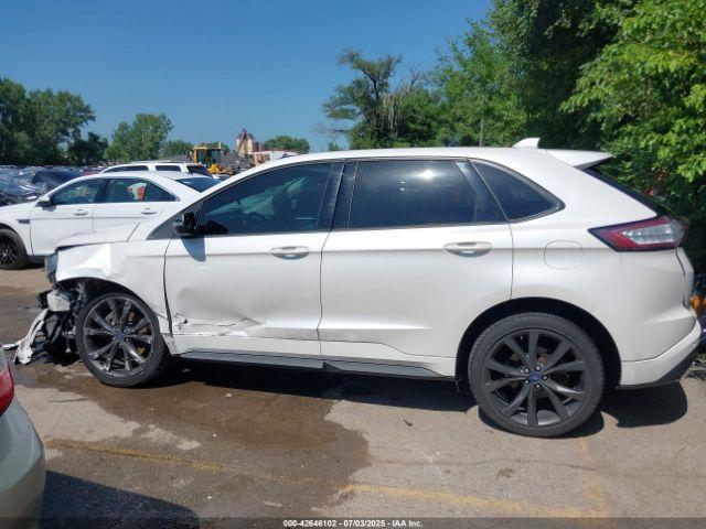 Ford Edge Sport Image 15