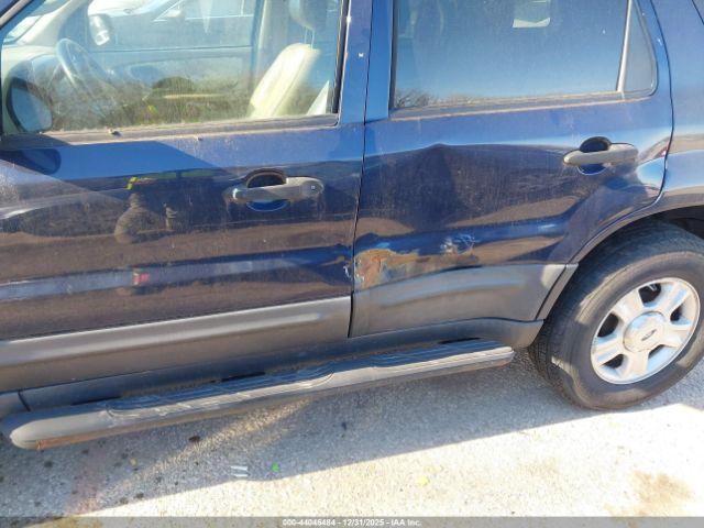 Ford Escape Xlt Image 8