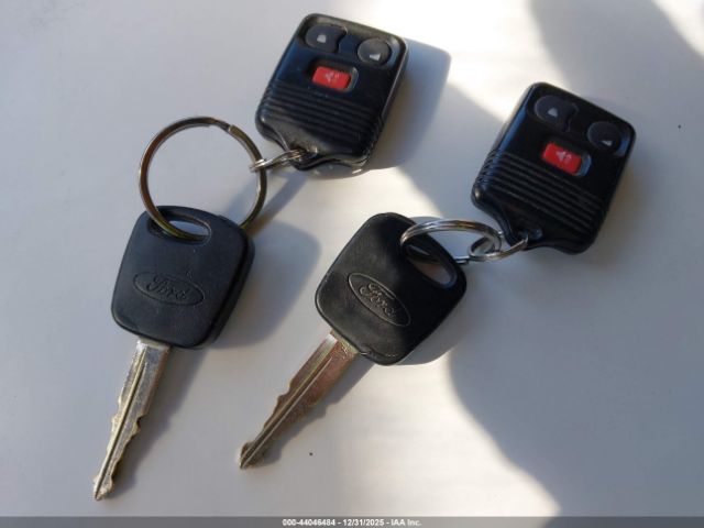 Ford Escape Xlt Image 2